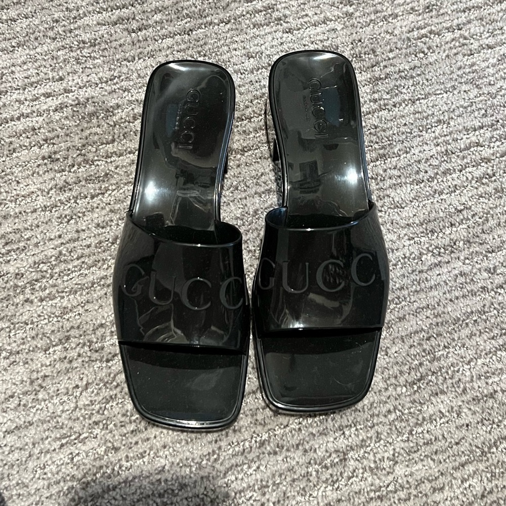 Gucci shoes